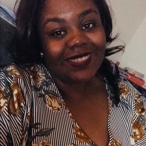 Meet your Posher, Andrea